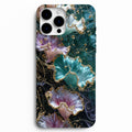 🌿 Emerald Blossom – Zümrüt & Gold Çiçek Telefon Kılıfı